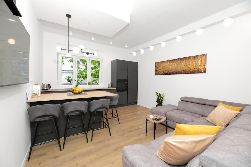 ספליט Tata Apartment מראה חיצוני תמונה